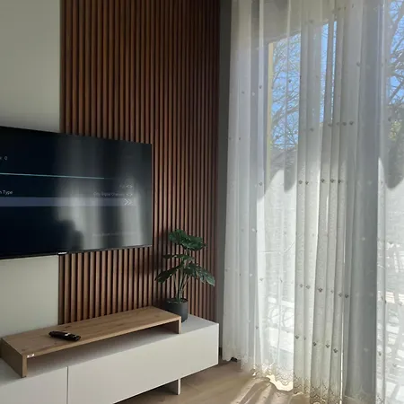 아파트 Alma Rose 2 E 4