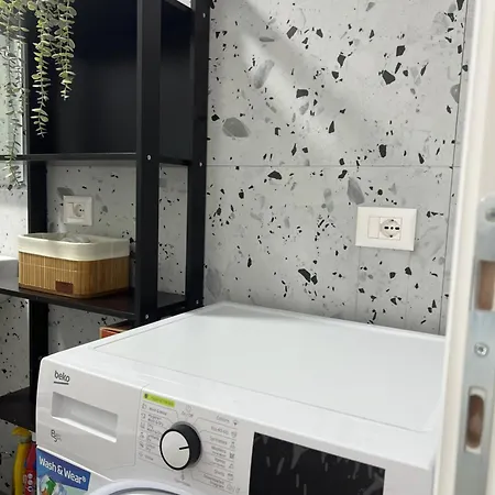 Alma Rose 2 E 4 아파트