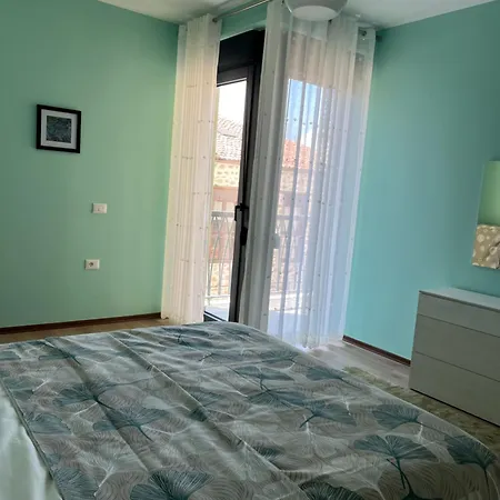 Alma Rose 4 * Korce